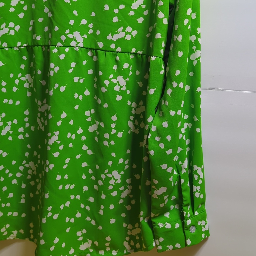 Dokotoo Green Abstract Dot Button-Down Shirt Size Large PTP 20 - Picture 7 of 7